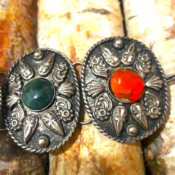 VINTAGE METAL CONCHE STONE BRACELET - Picture 4 of 7